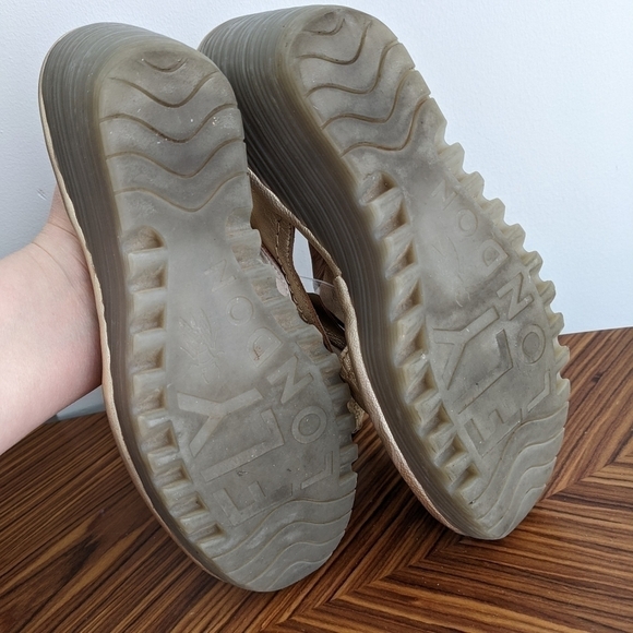 Fly London Yito Silver gold Women's Wedge Sandals size 37 7us s2 - Picture 7 of 12